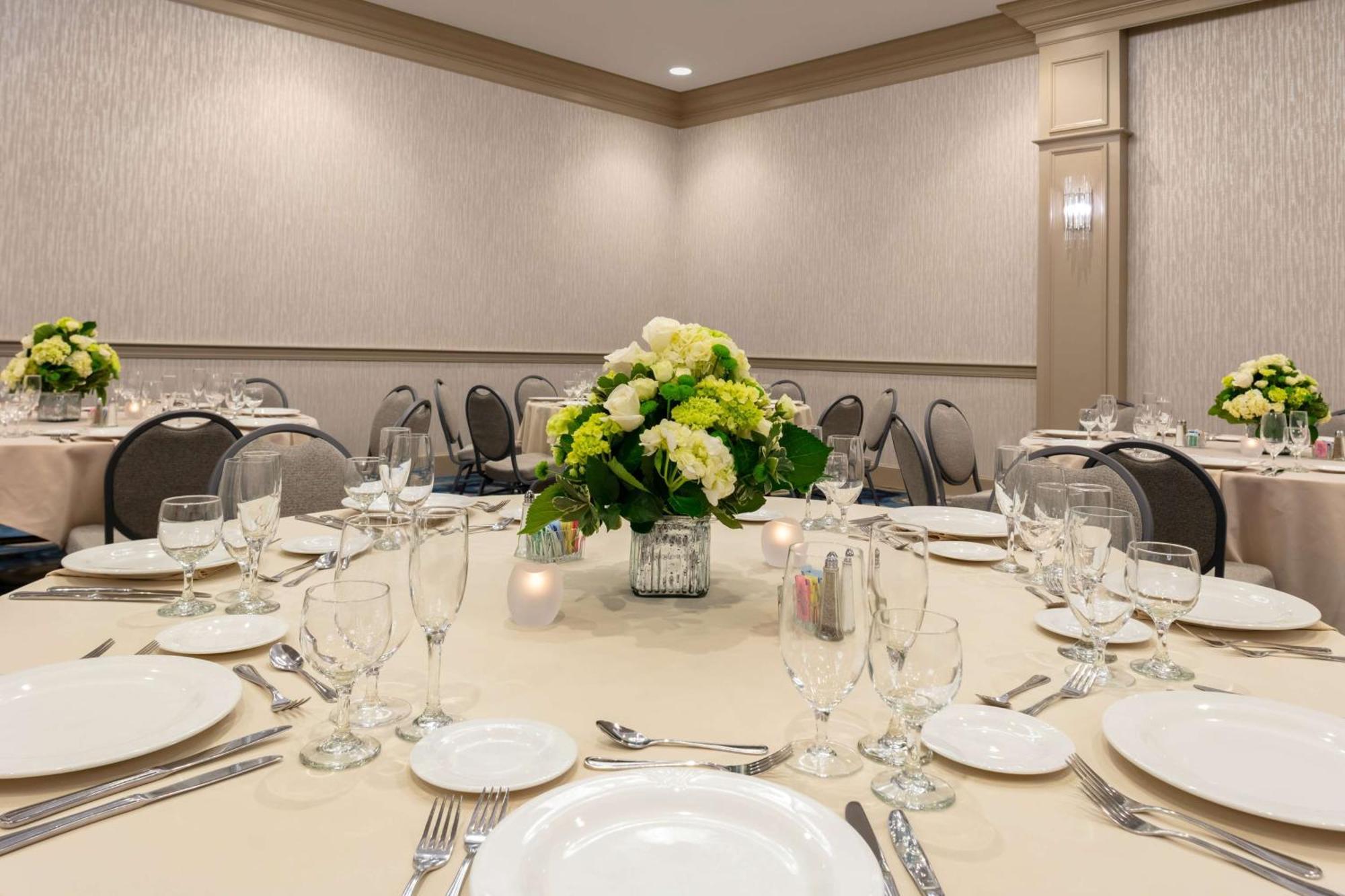 Doubletree By Hilton Hotel Burlington Vermont Εξωτερικό φωτογραφία