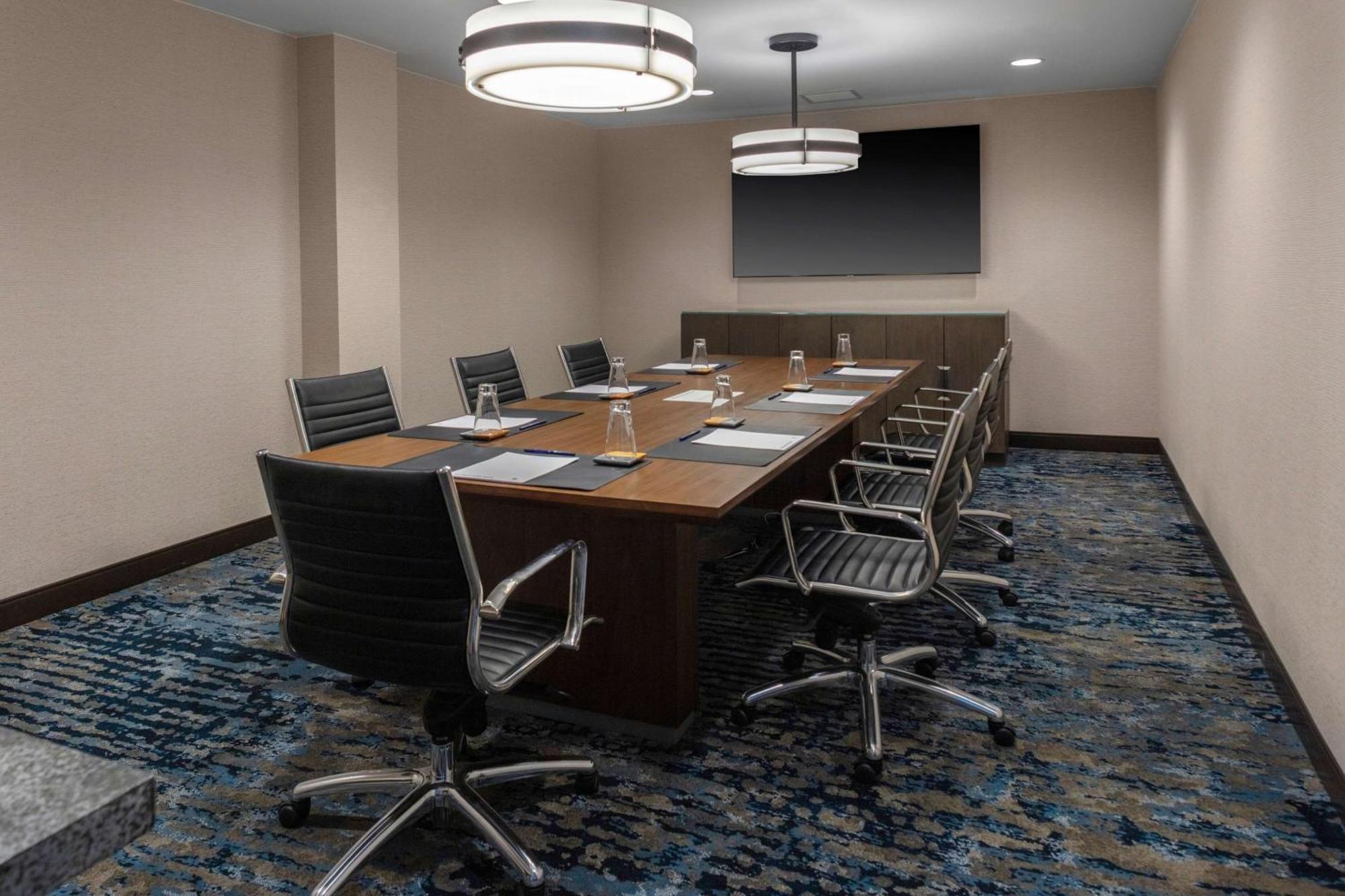 Doubletree By Hilton Hotel Burlington Vermont Εξωτερικό φωτογραφία
