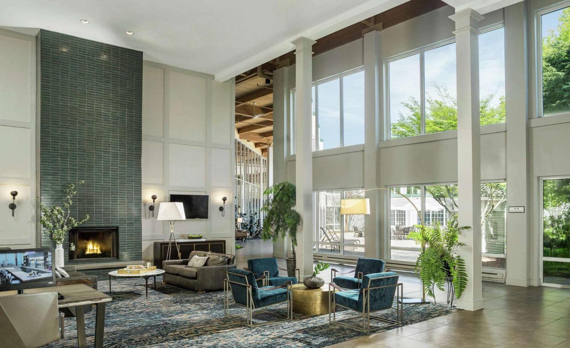 Doubletree By Hilton Hotel Burlington Vermont Εξωτερικό φωτογραφία