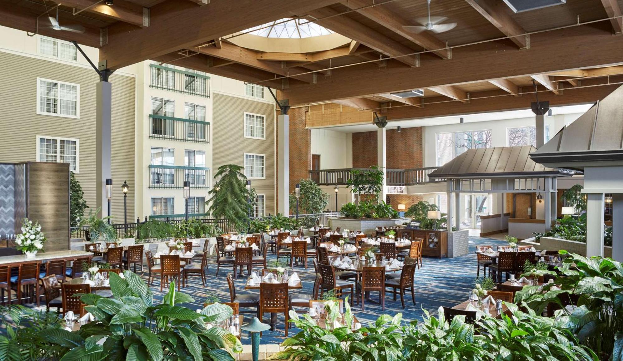 Doubletree By Hilton Hotel Burlington Vermont Εξωτερικό φωτογραφία