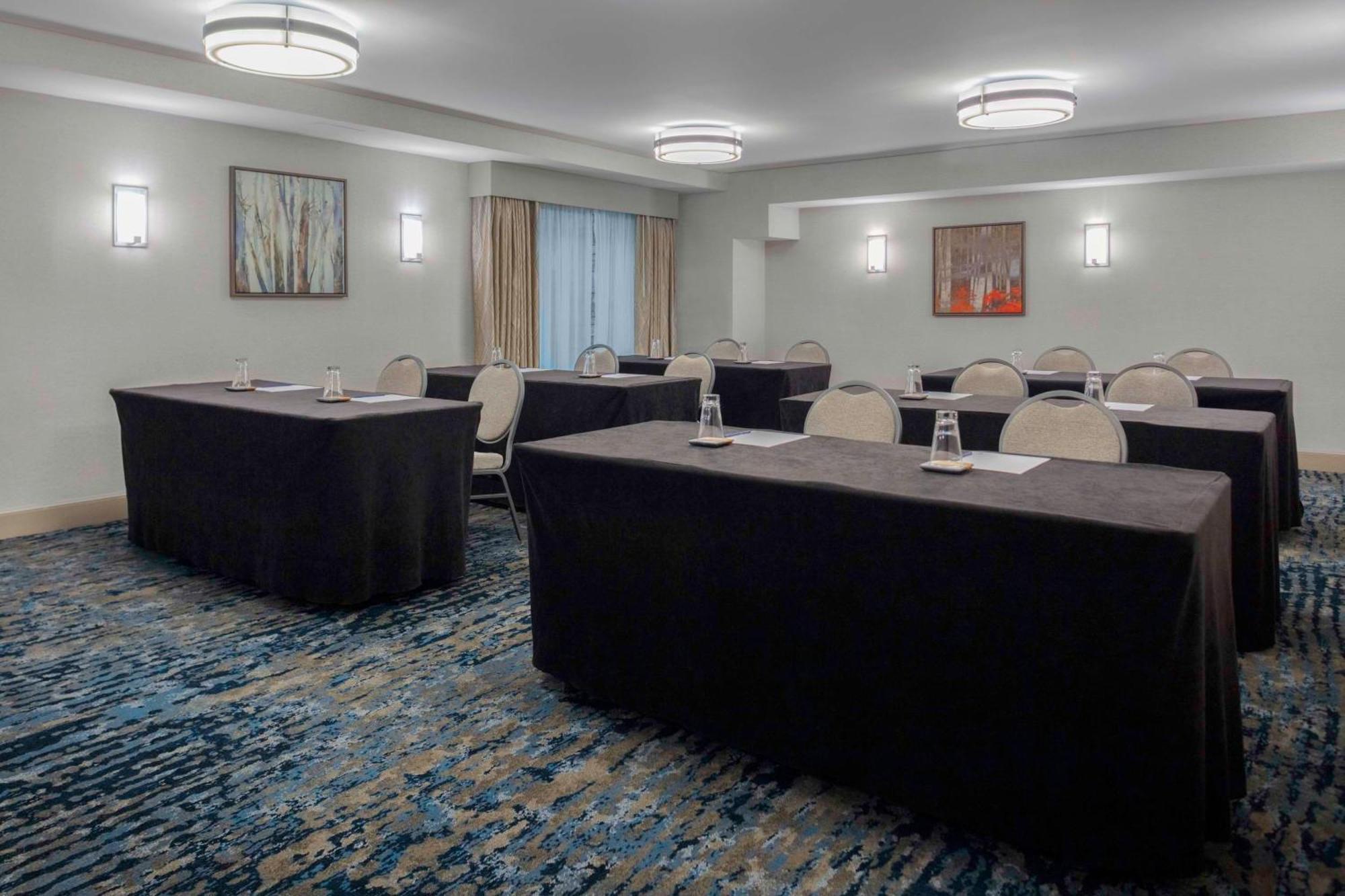 Doubletree By Hilton Hotel Burlington Vermont Εξωτερικό φωτογραφία