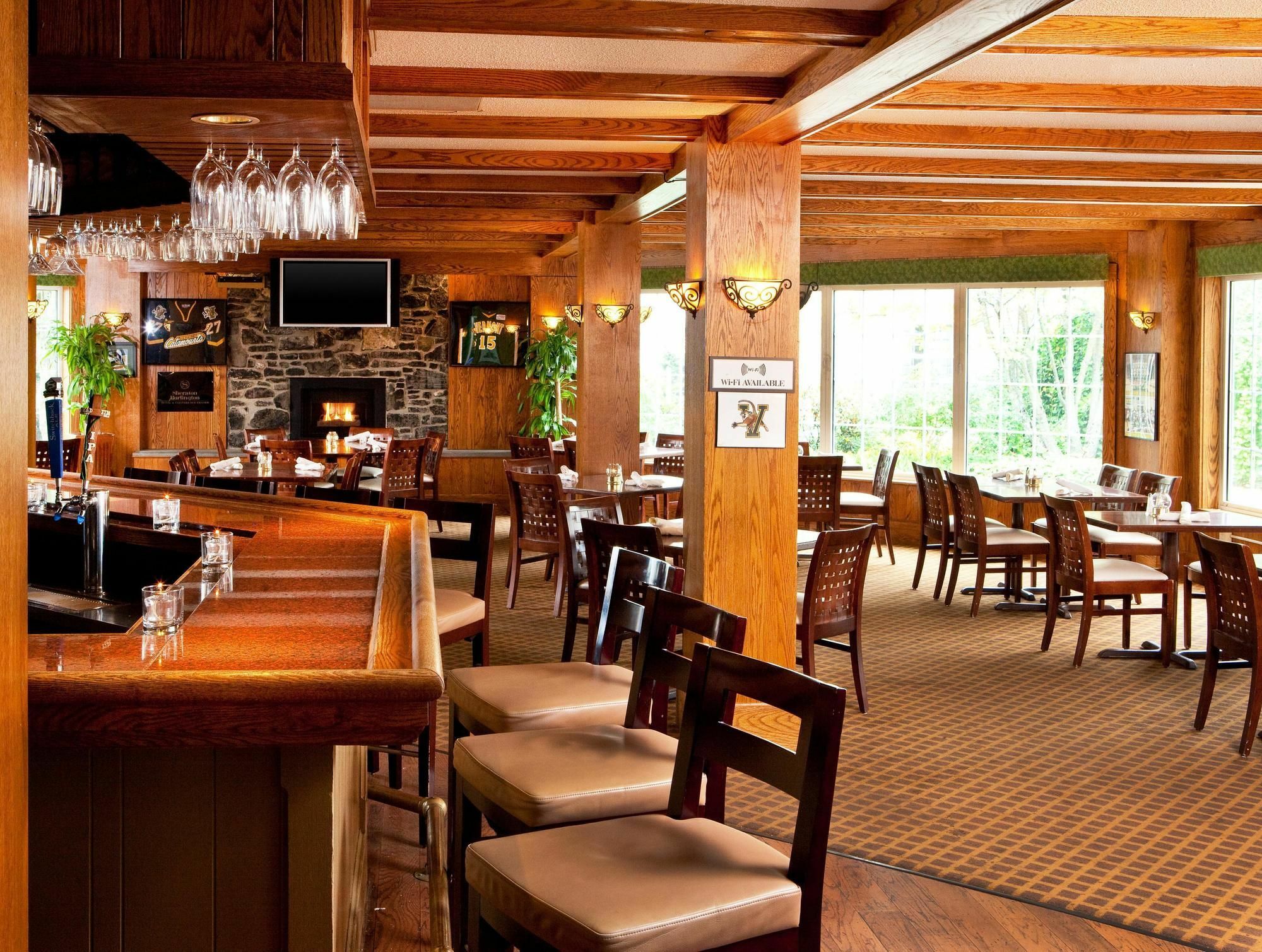 Doubletree By Hilton Hotel Burlington Vermont Εξωτερικό φωτογραφία